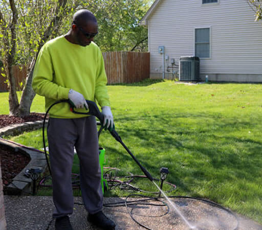 pressure washing image